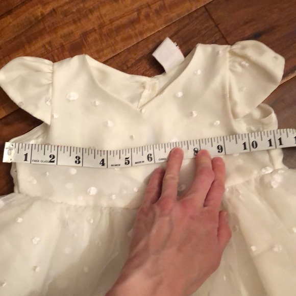 Cream Tulle dotted dress with lace 12-18 ? - Picture 7 of 7